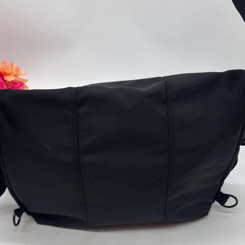 Timbuk2 Black and Neon Accents Messenger Bag TOT10043C